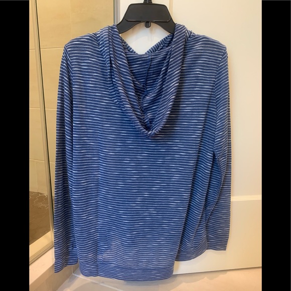 Weatherproof Brand Blue and White Pinstripe Lightweight Hoodie Size M - Picture 2 of 7